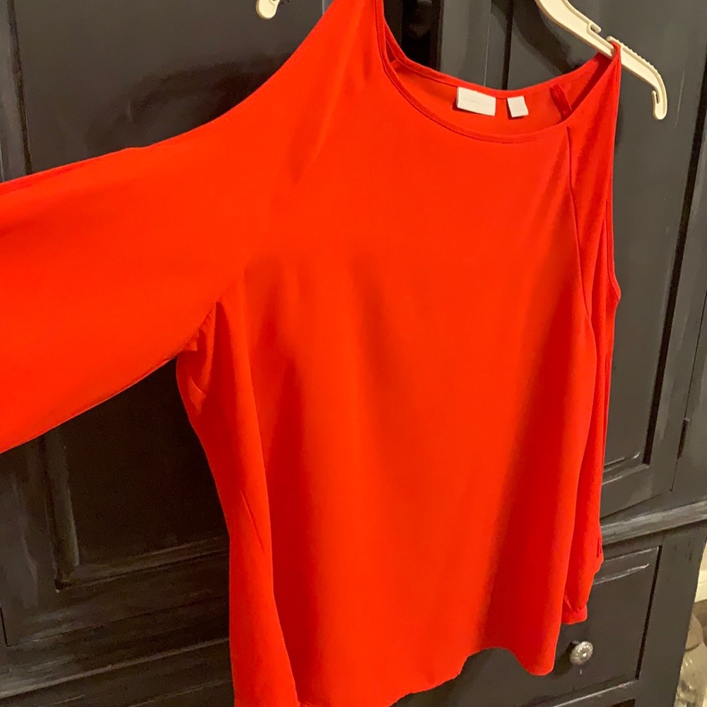 Cold shoulder top